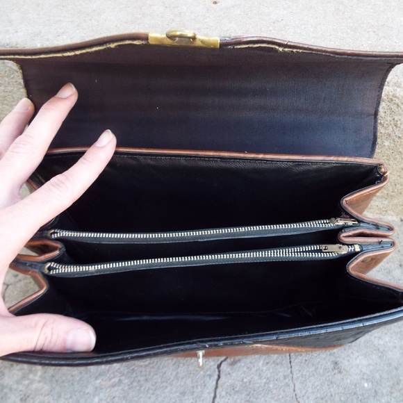 Vintage 1960's Naugahyde Ladies Shoulder Bag - Picture 7 of 8